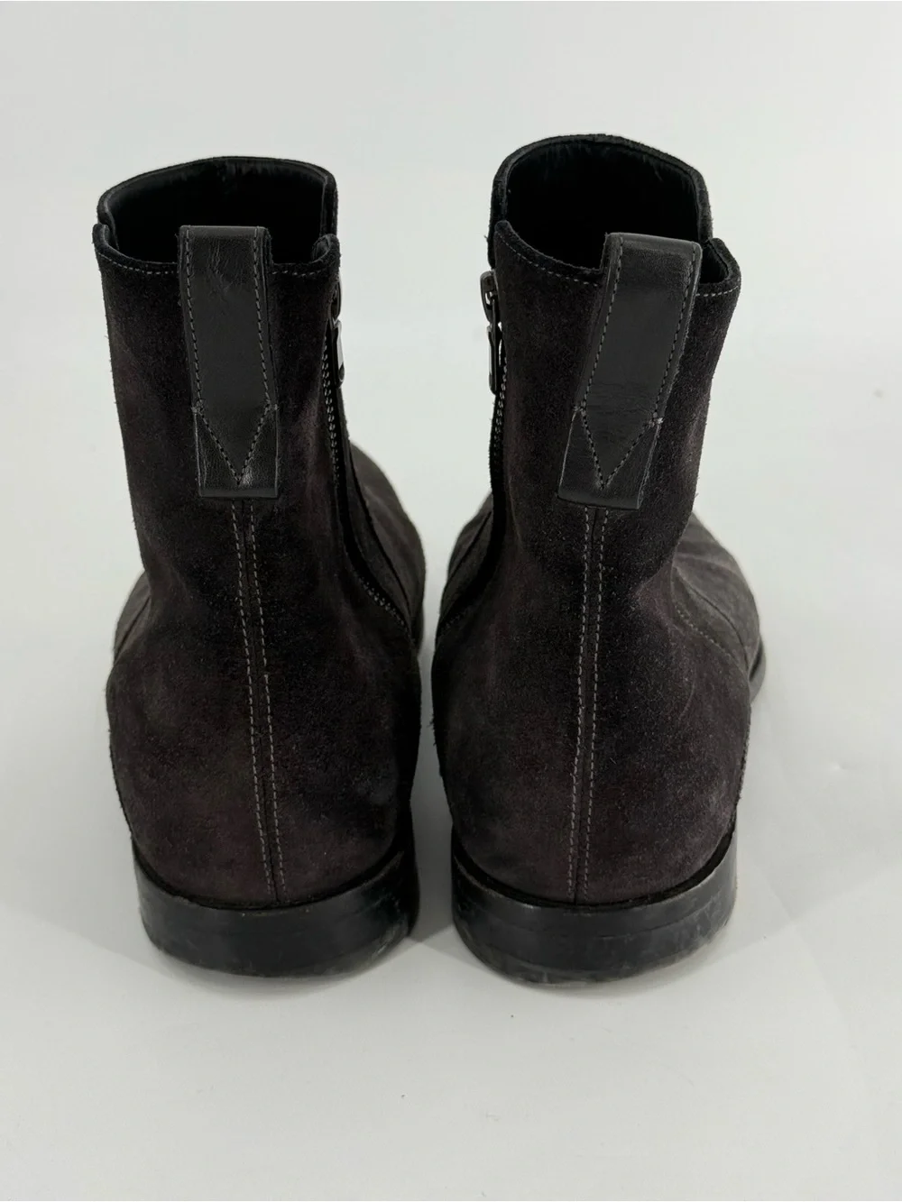 Vince Men’s Grey Suede Boots 10